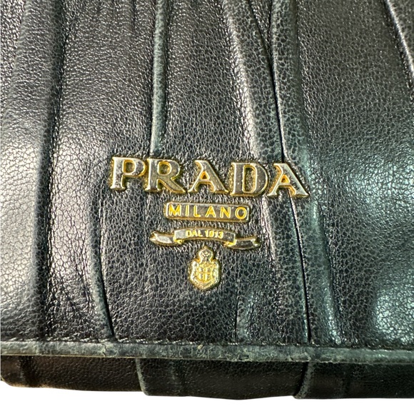 Prada Nappa Gaufre Wallet - Picture 4 of 13